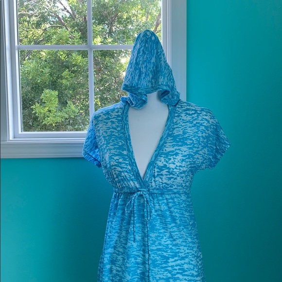 Coverup - Picture 2 of 5